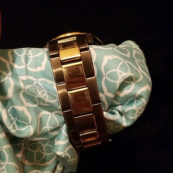 Fossil rose gold watch main image 4